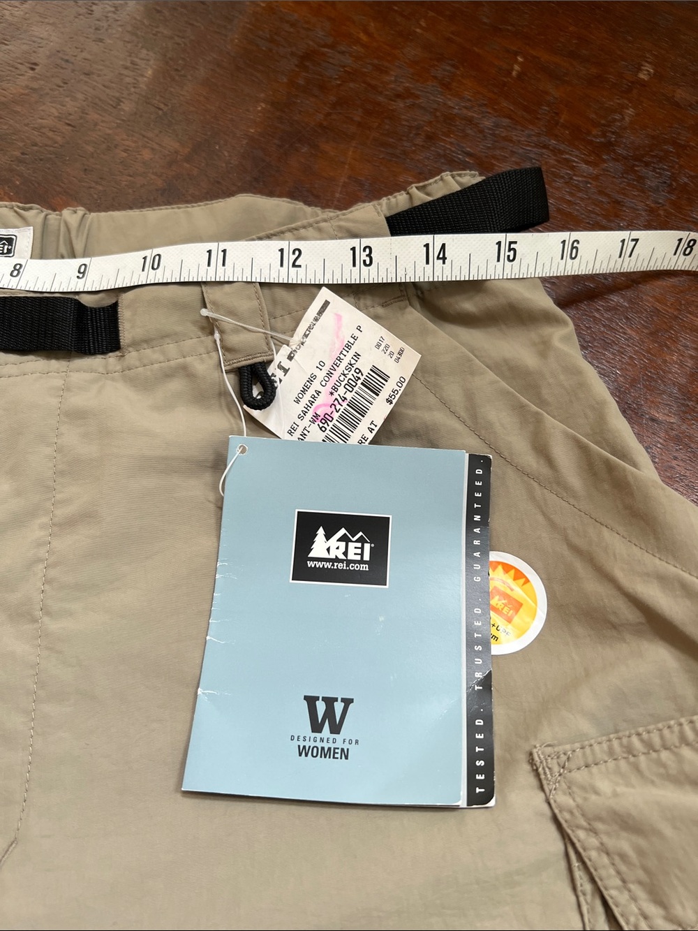 REI Sahara Zip-Off Utility Cargo Convertible Pants Buckskin Tan Women's Size 10 - Picture 9 of 13